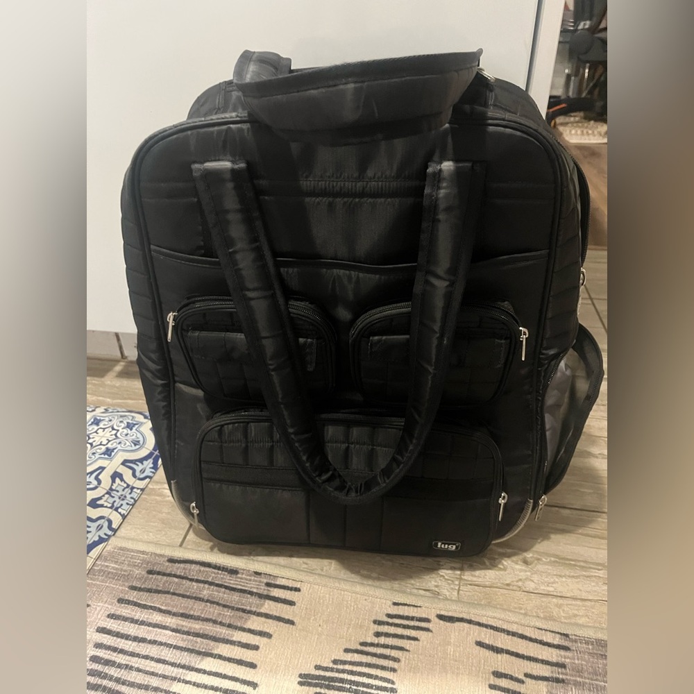 EUC Lug Puddle Jumper carry on 2 wheels luggage